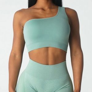 NVGTN Sage Green Passion Seamless Bra - Size Large